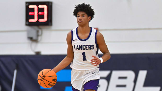 Archbishop Mitty vs Carlsbad Torrey Pines Holiday Classic December 29, 2023 Photo-Justin Fine70